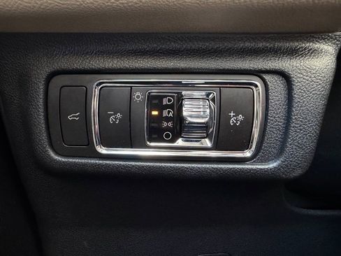 New 2026 Lincoln Corsair Reserve image 24