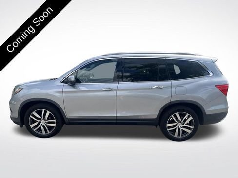Used 2016 Honda Pilot Touring image 8