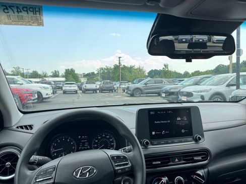 Used 2023 Hyundai Kona SEL w/ Cargo Package AWD/4WD image 2