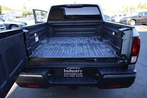 Used 2017 Honda Ridgeline RTL image 11