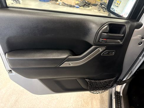 Used 2015 Jeep Wrangler Unlimited Sport w/ Quick Order Package 24S image 25