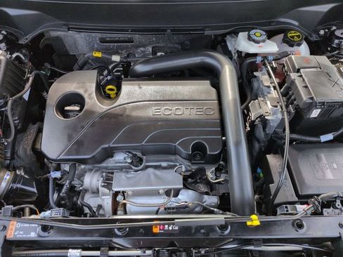 Used 2024 Chevrolet Equinox LT image 30