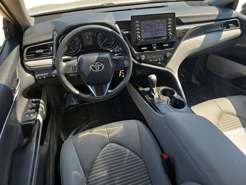 Used 2024 Toyota Camry SE FWD image 6