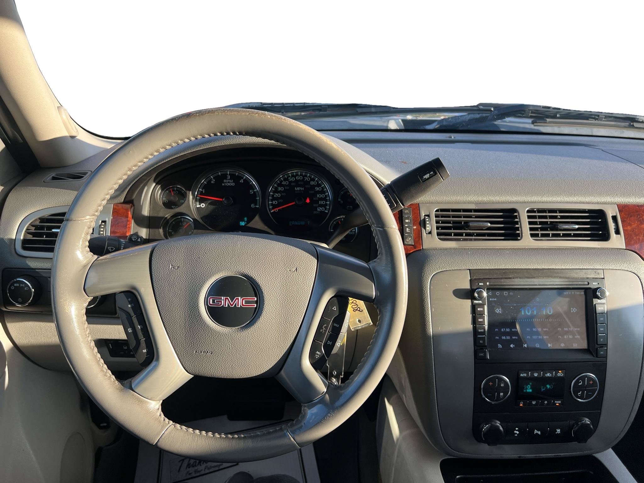 Used 2010 GMC Sierra 2500 SLT w/ SLT Convenience Package AWD/4WD image 8