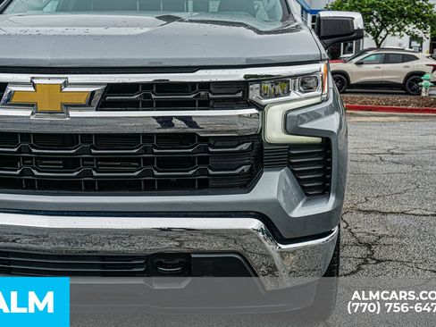 Used 2023 Chevrolet Silverado 1500 LT AWD/4WD image 18