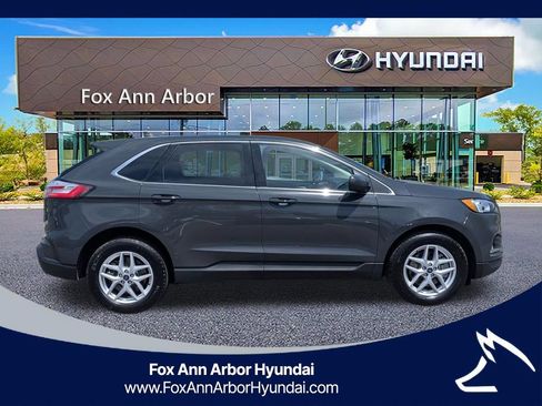 Used 2021 Ford Edge SEL w/ Convenience Package AWD/4WD image 6