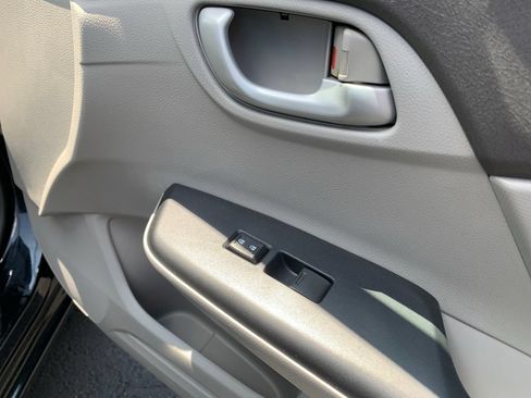 Used 2012 Honda Civic LX image 33