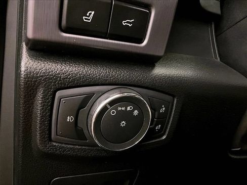 Used 2019 Ford Expedition Platinum AWD/4WD image 32