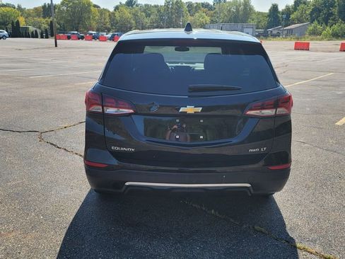 Used 2023 Chevrolet Equinox LT w/ Driver Convenience Package AWD/4WD image 10