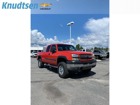 Used 2003 Chevrolet Silverado 2500 LS w/ Skid Plate Package AWD/4WD image 1
