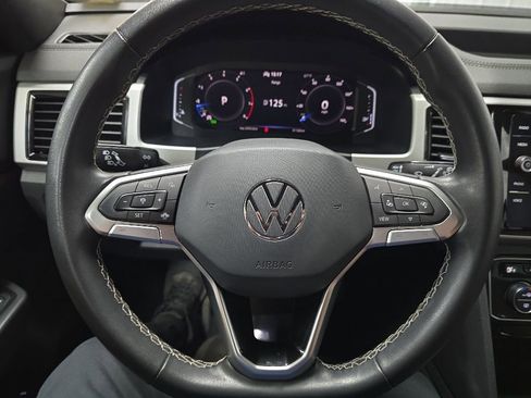 Used 2023 Volkswagen Atlas Cross Sport SE w/ Black Wheel Package FWD image 18