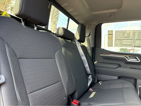 New 2026 Chevrolet Silverado 1500 LT w/ Convenience Package II AWD/4WD image 11