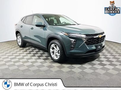 Used 2025 Chevrolet Trax LS w/ LS Convenience Package