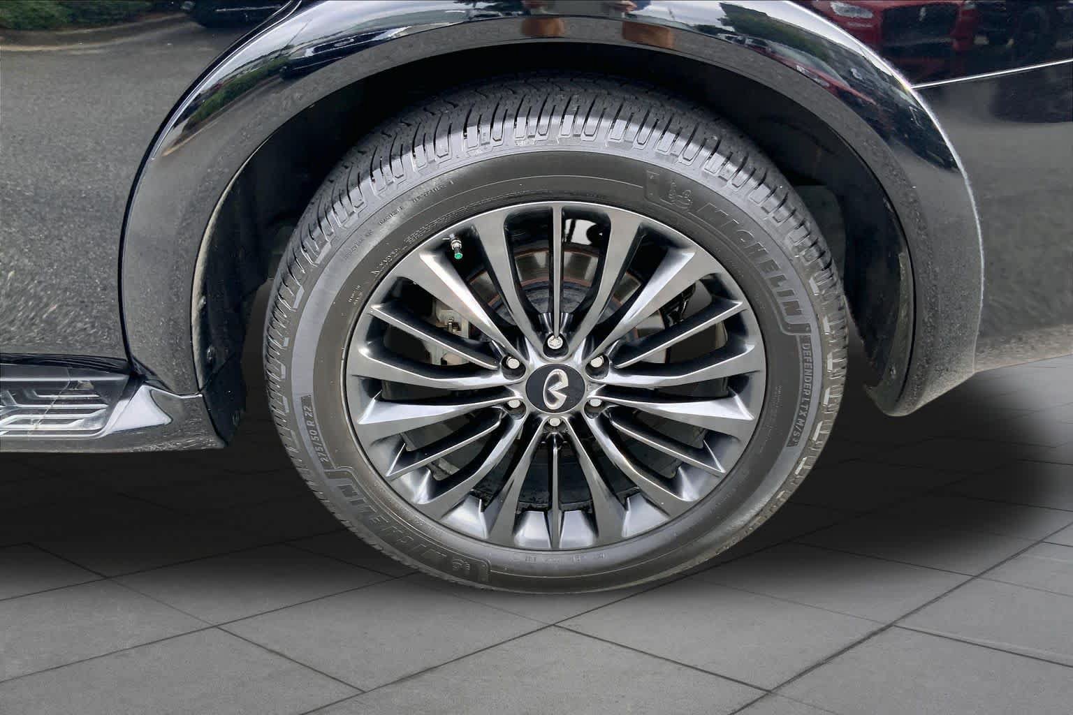 Used 2020 INFINITI QX80 Luxe w/ Edition 30 Package RWD image 10