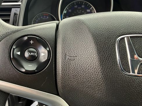 Used 2015 Honda Fit LX image 22