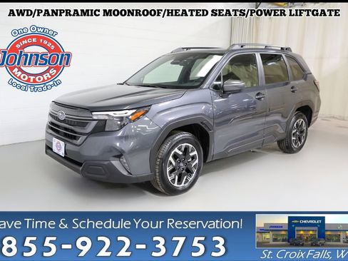 Used 2025 Subaru Forester Premium image 1