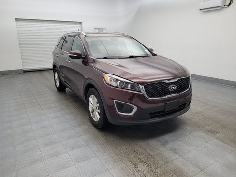 Used 2016 Kia Sorento FWD image 13