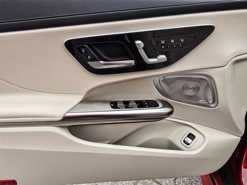 New 2026 Mercedes-Benz CLE 300 4MATIC Cabriolet image 10