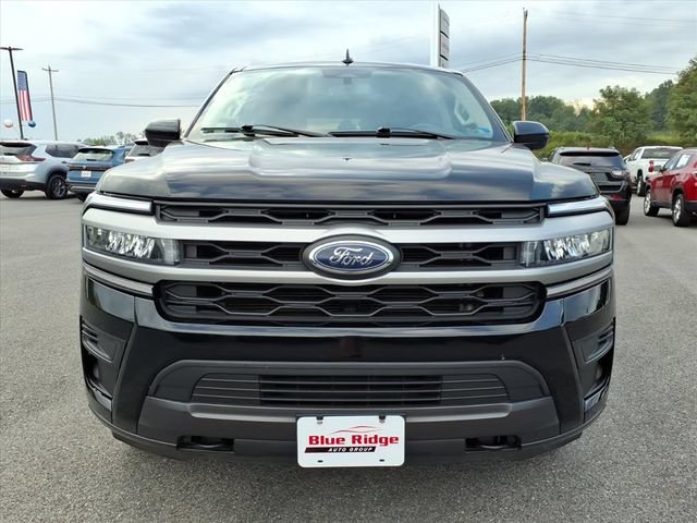 Used 2023 Ford Expedition XLT AWD/4WD image 11