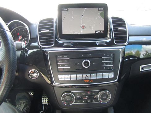 Used 2017 Mercedes-Benz GLE 43 AMG 4MATIC Coupe image 15