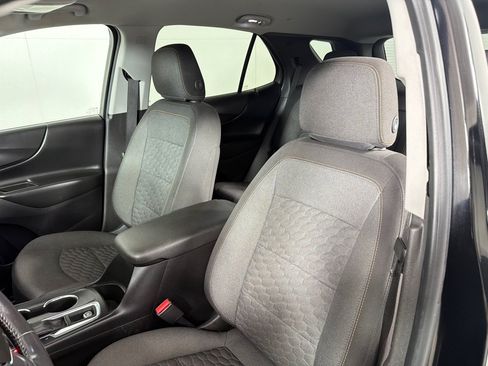 Used 2018 Chevrolet Equinox LT FWD image 9