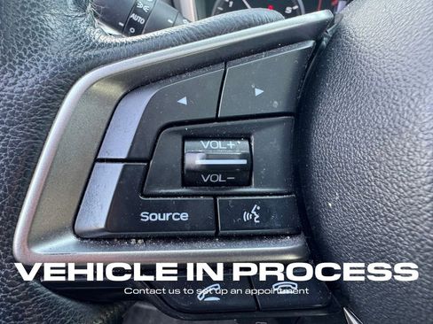 Used 2022 Subaru Outback Limited image 16