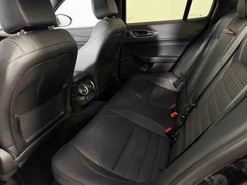 Used 2025 Alfa Romeo Giulia AWD image 27