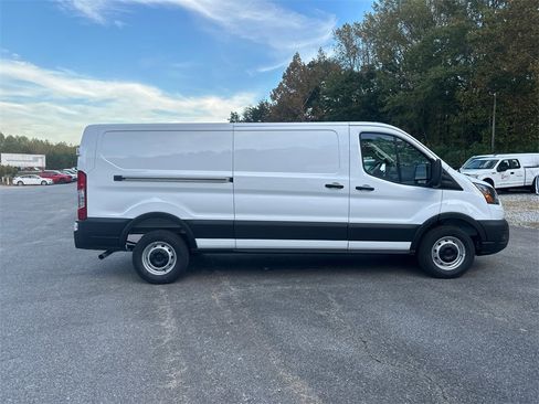 New 2026 Ford Transit 250 LOW ROOF image 4