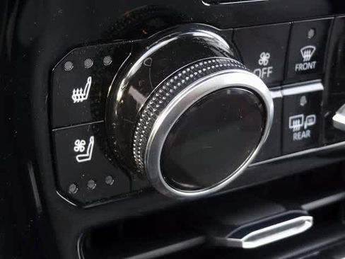 Certified 2020 Toyota Highlander Limited image 17