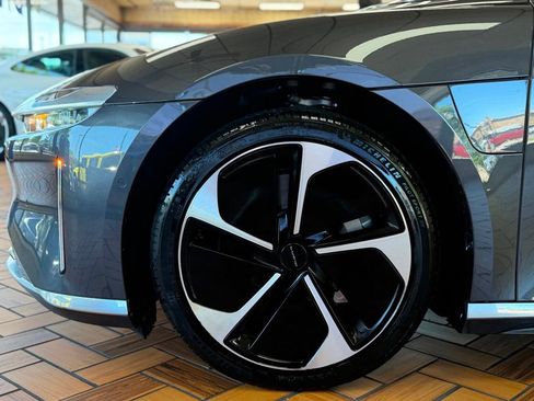 Used 2024 Lucid Air Touring AWD/4WD image 11