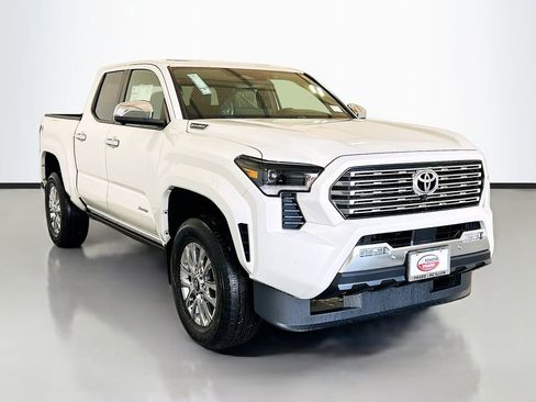 New 2026 Toyota Tacoma Limited AWD/4WD image 3
