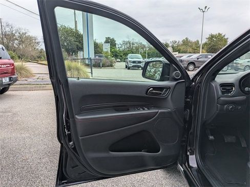 Used 2024 Dodge Durango GT image 9