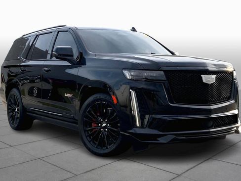 Used 2023 Cadillac Escalade V w/ Heavy-Duty Trailer Package image 2