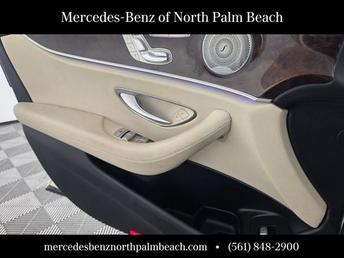 Used 2018 Mercedes-Benz E 400 4MATIC Sedan image 25