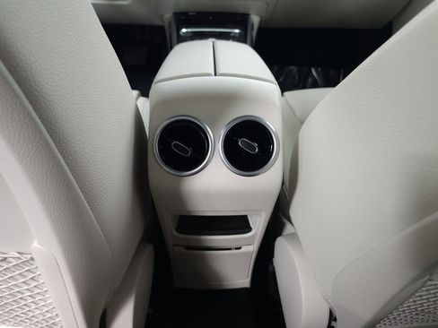 Certified 2026 Mercedes-Benz GLB 250 4MATIC image 25