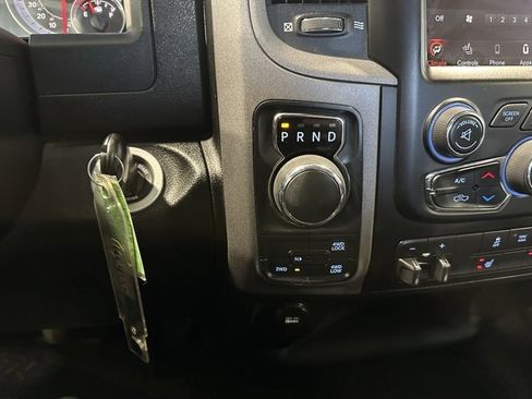 Used 2021 RAM 1500 Express w/ Wheel & Sound Group image 28