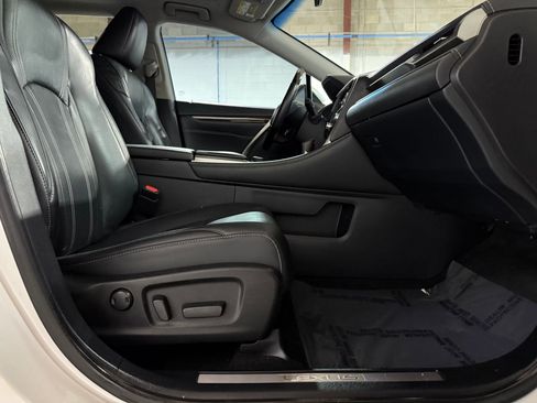 Used 2019 Lexus RX 350 FWD w/ Premium Package image 43