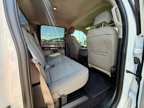 Used 2019 Ford F350 XLT w/ XLT Premium Package AWD/4WD image 15