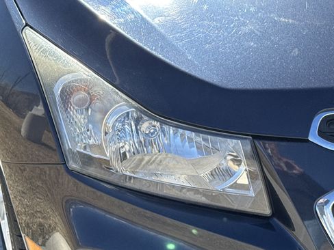 Used 2015 Chevrolet Cruze LTZ w/ Sun, Sound and Sport Package image 10