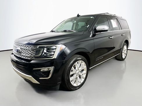 Used 2019 Ford Expedition Platinum RWD image 3