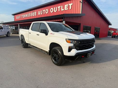 Used 2022 Chevrolet Silverado 1500 Custom Trail Boss AWD/4WD image 1