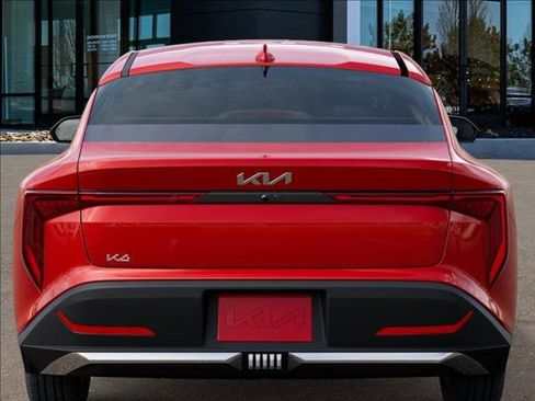 New 2025 Kia K4 LXS image 13