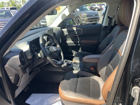 Certified 2024 Ford Bronco Sport Outer Banks AWD/4WD image 18