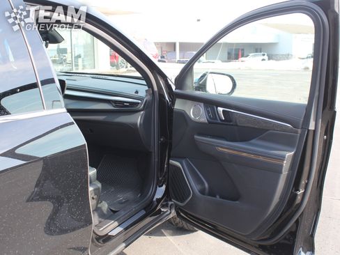 Certified 2025 Buick Enclave Avenir w/ Super Cruise Package image 29