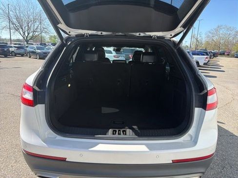 Used 2016 Lincoln MKX Reserve w/ Climate Package AWD/4WD image 15