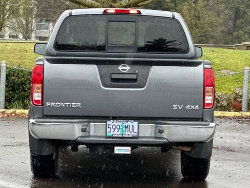 Used 2019 Nissan Frontier SV image 7