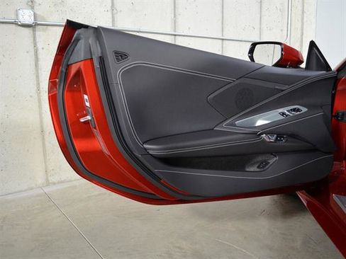 Used 2021 Chevrolet Corvette Stingray Coupe w/ Battery Protection Package image 9