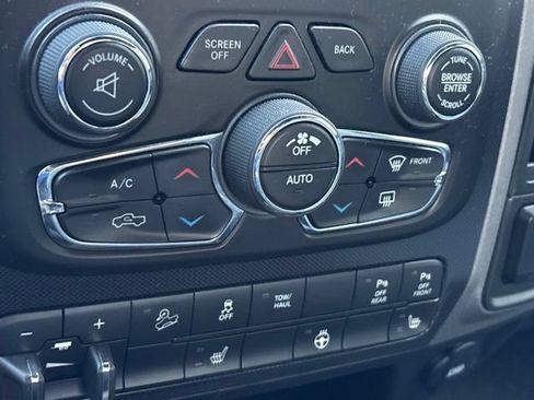 Used 2018 RAM 2500 Power Wagon w/ Luxury Group AWD/4WD image 18