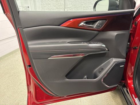 New 2026 Chevrolet Traverse RS w/ LPO, Floor Liner Package image 13