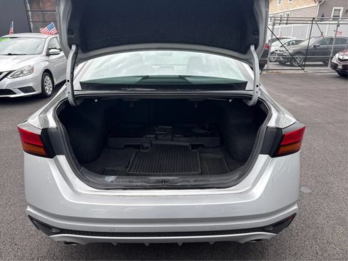 Used 2019 Nissan Altima 2.5 SV FWD image 13